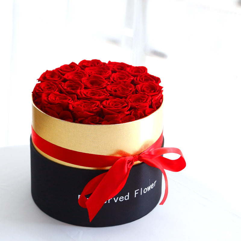 Eternal roses, preserved real rose flowers