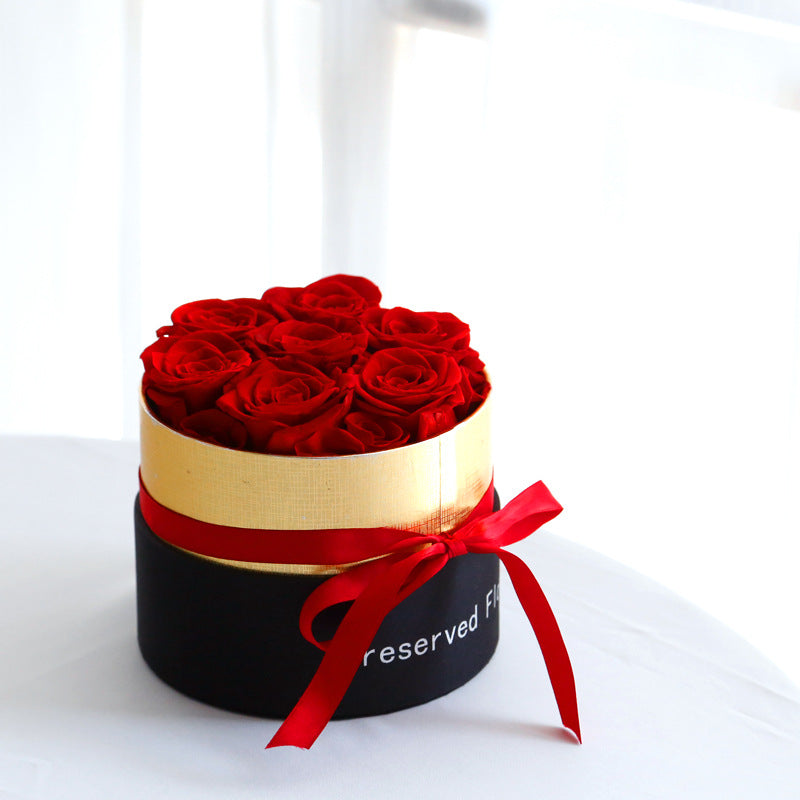 Eternal roses, preserved real rose flowers